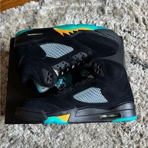 Jordan 5 Retro